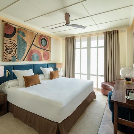 Only You Hotel Sevilla ภายนอก รูปภาพ