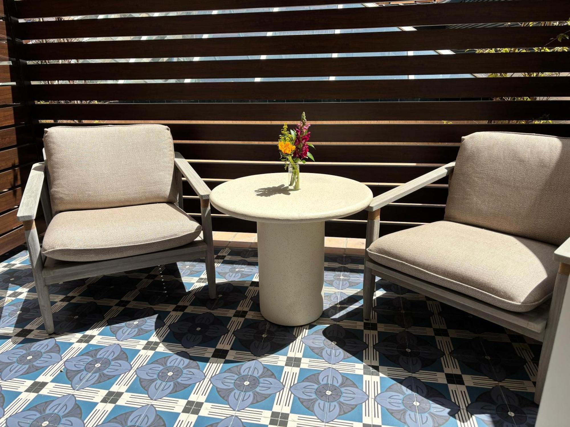 Only You Hotel Sevilla ภายนอก รูปภาพ